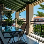 G.r Luxury Apartment Kalligoni